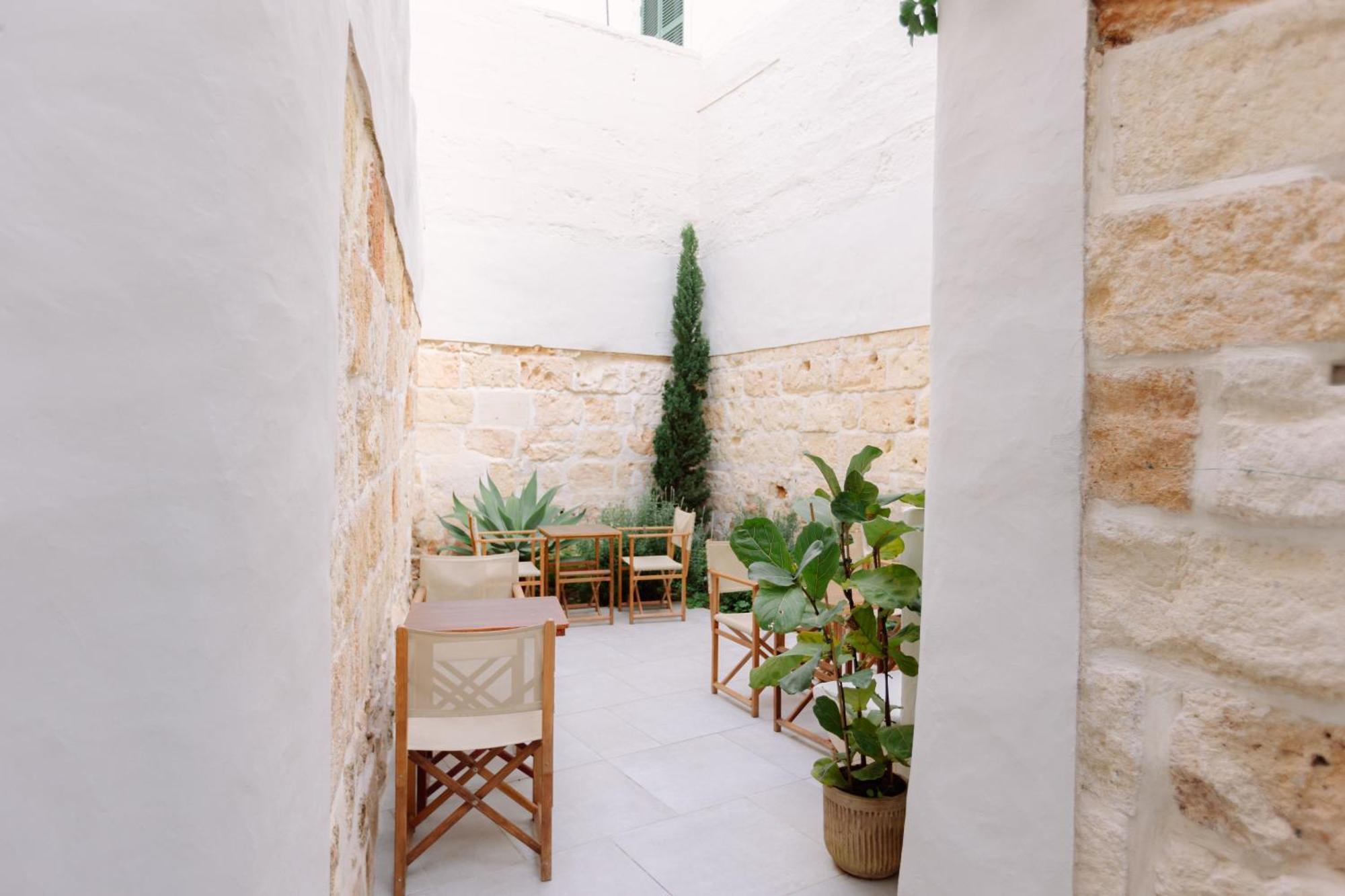 Marosi Boutique Hotel Сьюдадела Экстерьер фото